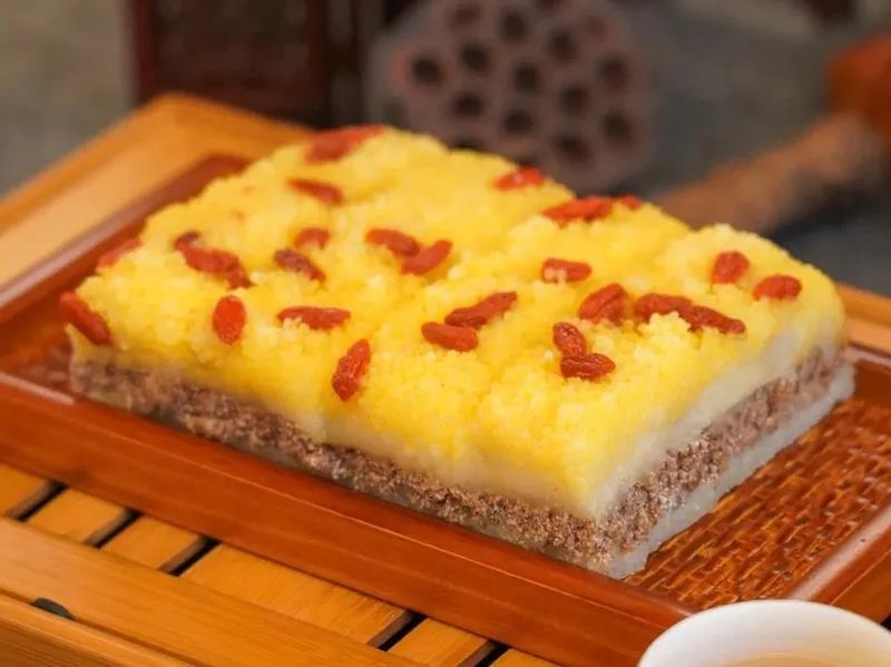 老字號創新 插小旗的重陽糕新上市，西點變身傳統味道新寵